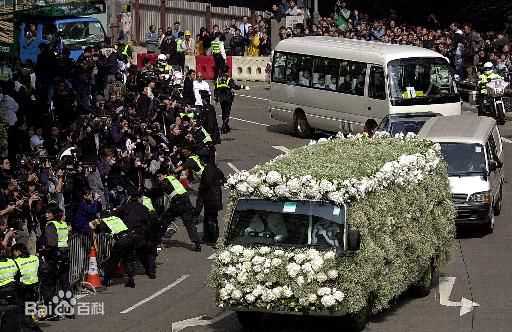 梅艳芳(Anita Mui，アニタ ·ムイ)葬礼性感图片图集