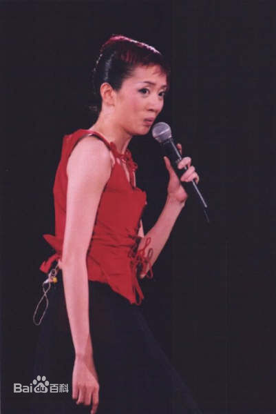 梅艳芳(Anita Mui，アニタ ·ムイ)1999年百变演唱会生活照