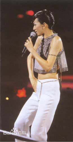 梅艳芳(Anita Mui，アニタ ·ムイ)1999年百变演唱会生活照
