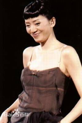梅艳芳(Anita Mui，アニタ ·ムイ)1999年百变演唱会生活照