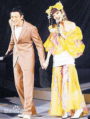 梅艳芳(Anita Mui，アニタ ·ムイ)演唱照图片图册