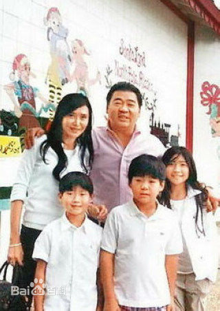 叶玉卿家庭生活生活照相册