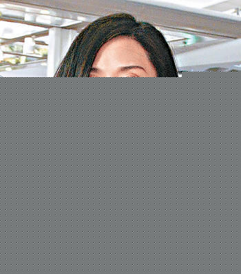 最新叶玉卿性感图片