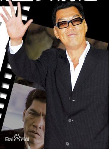 大傻(Fui-On Shing)成奎安素颜照相册