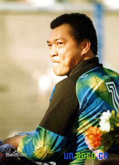 大傻(Fui-On Shing)成奎安素颜照相册