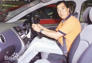 大傻(Fui-On Shing)成奎安素颜照相册