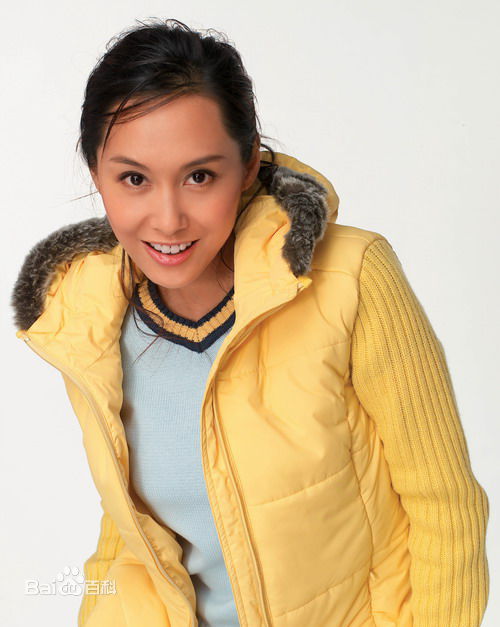 朱茵(Athena Chu)代言三番服饰壁纸壁纸