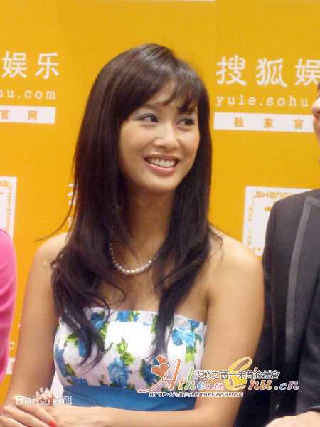 朱茵(Athena Chu)第14届上海电视节性感图片图集