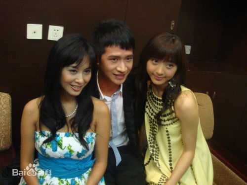 朱茵(Athena Chu)第14届上海电视节性感图片图集