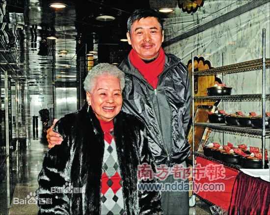 周润发(Chow Yun Fat)与家人生活照相册