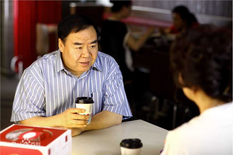 最新郑则仕(Kent Cheng)在《媳妇的美好宣言》中的壁纸