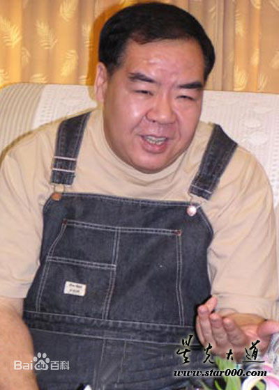 郑则仕(Kent Cheng)生活图集素颜照壁纸