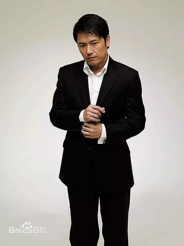 苗侨伟(Michael Miu)生活照性感图片图集