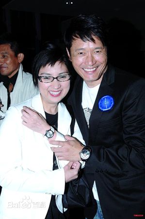 苗侨伟(Michael Miu)经商之路性感图片图集