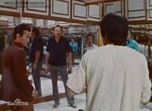 林正英(Ching-Ying Lam)（右一）与李小龙，陈会毅图片图集