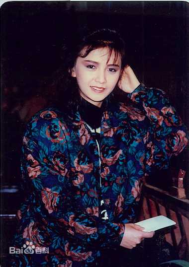 曾华倩(Margie Tsang)早期照片图片图册