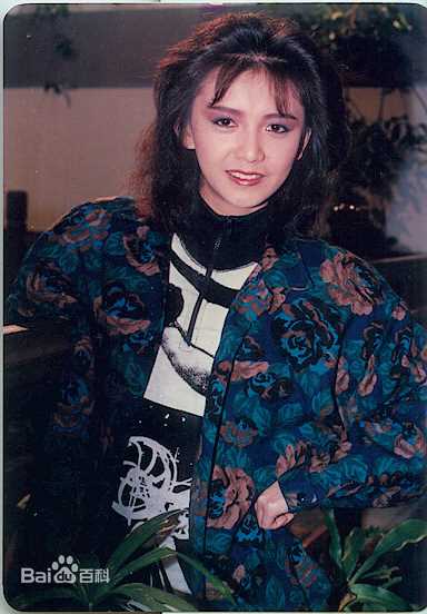 曾华倩(Margie Tsang)早期照片图片图册