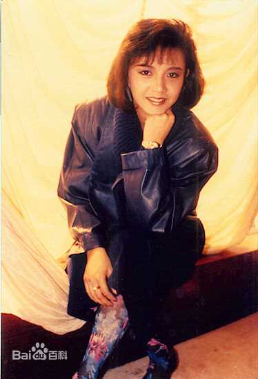 曾华倩(Margie Tsang)早期照片图片图册