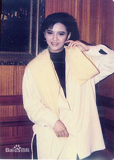 曾华倩(Margie Tsang)早期照片图片图册