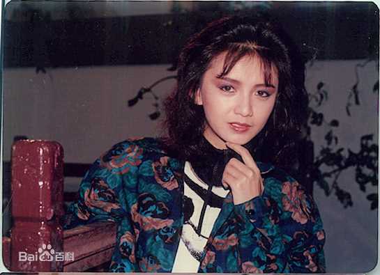 曾华倩(Margie Tsang)早期照片图片图册