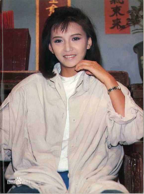 曾华倩(Margie Tsang)早期照片图片图册