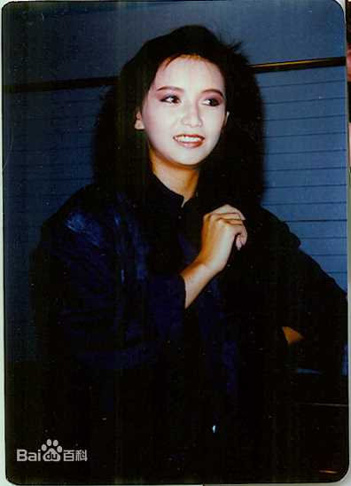 曾华倩(Margie Tsang)早期照片图片图册