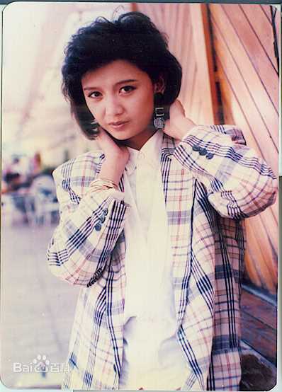 曾华倩(Margie Tsang)早期照片图片图册