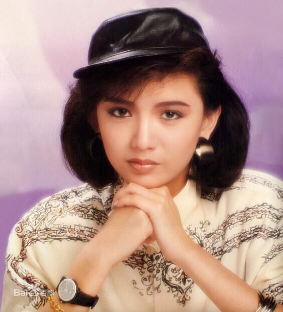 曾华倩(Margie Tsang)影楼照性感图片壁纸