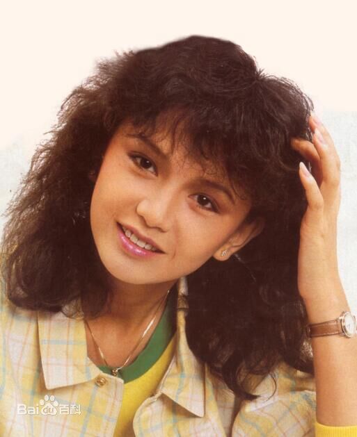 曾华倩(Margie Tsang)影楼照性感图片壁纸