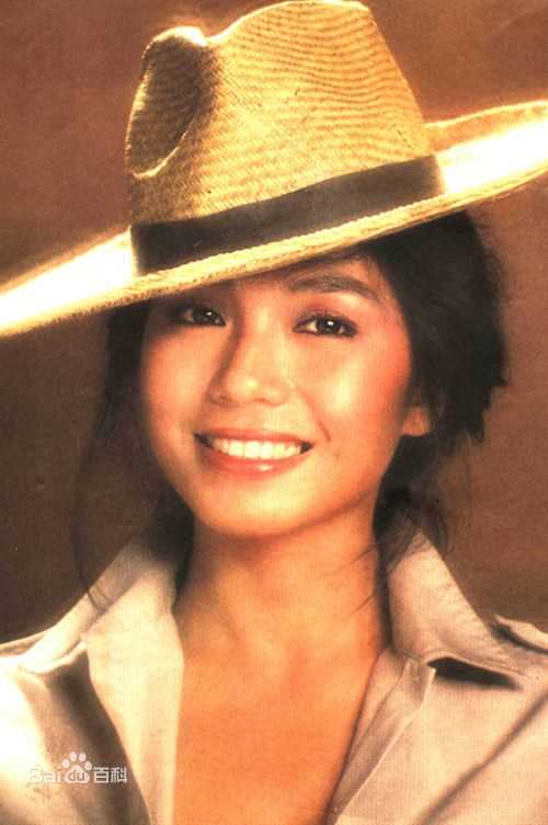 最新钟楚红(Cherie Chung)在代表作《纵横四海》1991中的图集