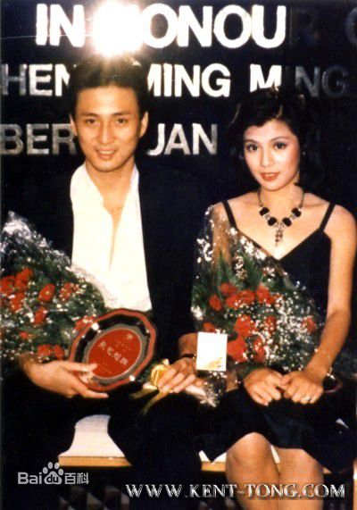 翁美玲(Barbara Yung)汤镇业与素颜照壁纸