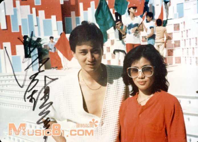 翁美玲(Barbara Yung)汤镇业与素颜照壁纸