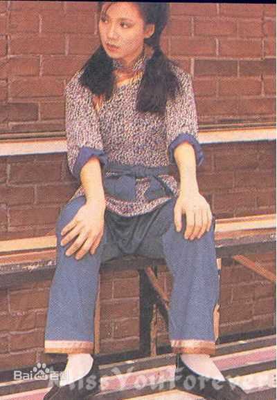 翁美玲(Barbara Yung)1984年《生锈桥王》剧照