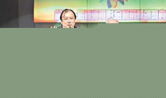 王天林出席活动生活照