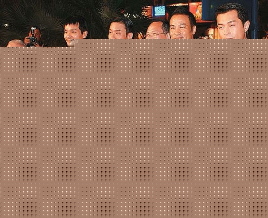 王天林出席活动生活照