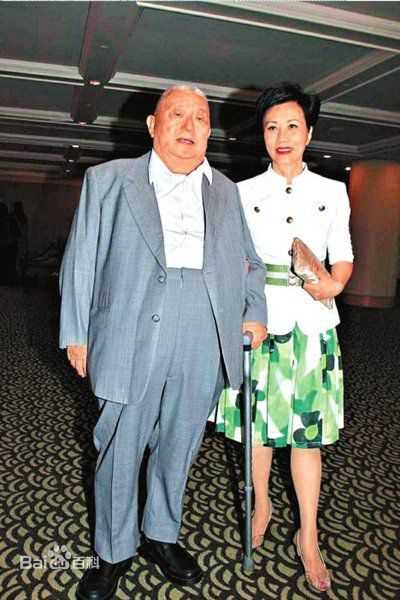 王天林出席活动生活照