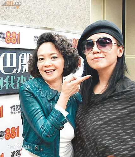 邓萃雯(Sheren Tang)雯女图片前后照片