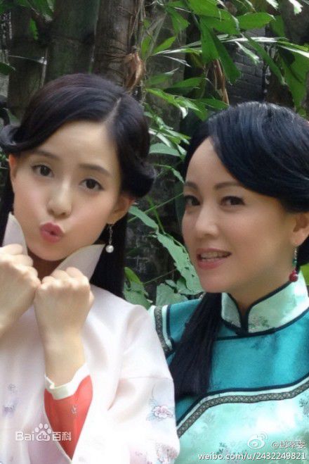 邓萃雯(Sheren Tang)在《风雷急》造型中的