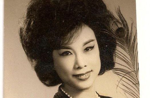 邓碧云前后照片