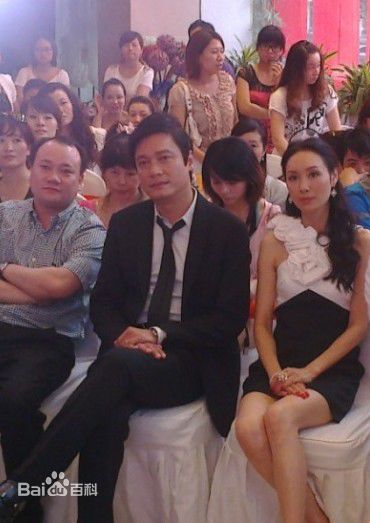 罗嘉良(Gallen Lo)2011年8月6南京康美活动照性感图片壁纸