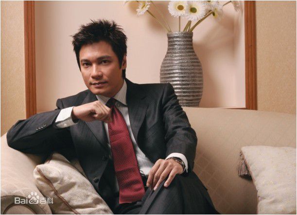 罗嘉良(Gallen Lo)2007年恒河鳄西服广告代言照素颜照相册