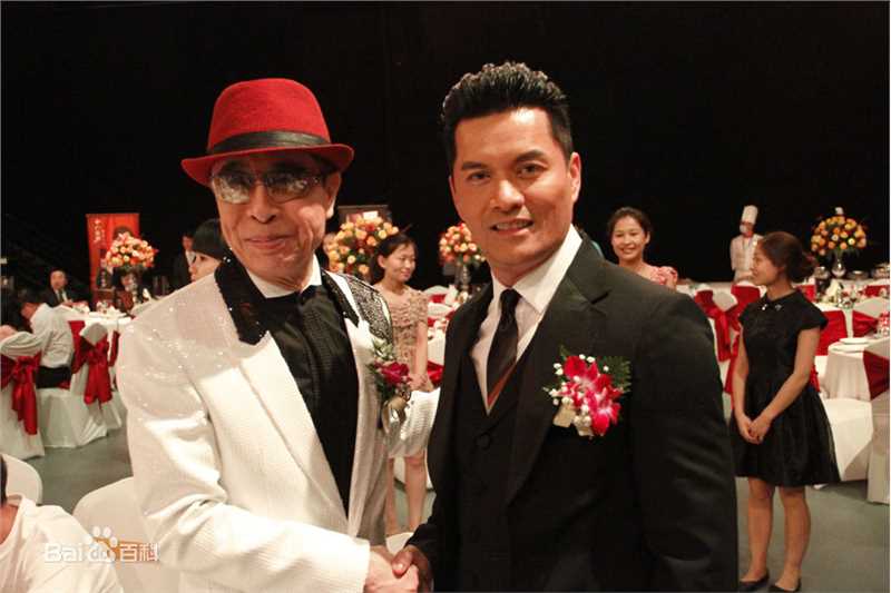 吕良伟(RayLui)近照壁纸壁纸