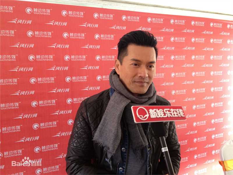 吕良伟(RayLui)2013公益献血“触动心灵为爱举手”图片图册