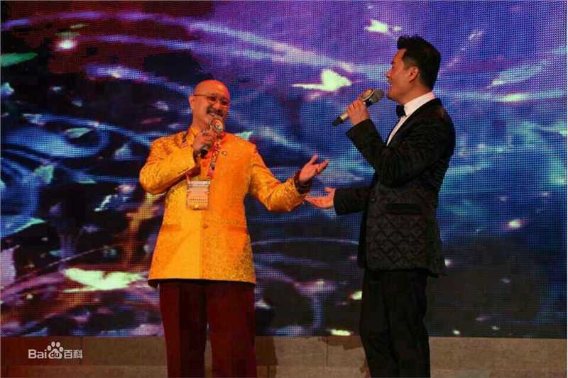 吕良伟(RayLui)世贸联合基金总会慈善活动壁纸壁纸