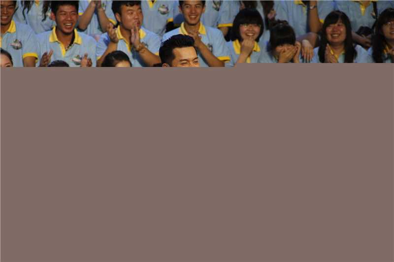 吕良伟(RayLui)的个人图册生活照