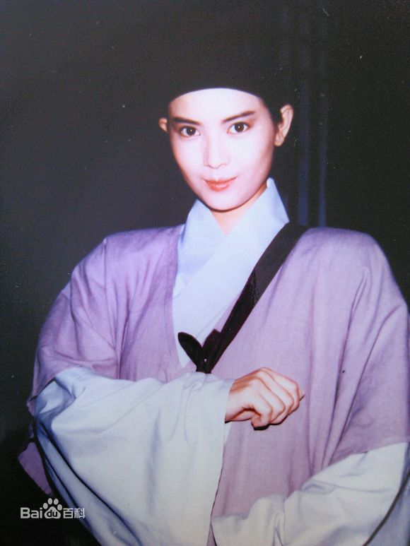 最新蓝洁瑛(Yammie Lam)壁纸