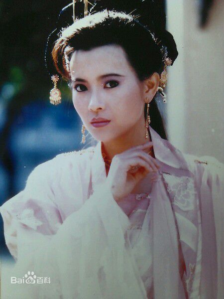 最新蓝洁瑛(Yammie Lam)壁纸