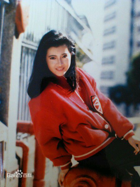 最新蓝洁瑛(Yammie Lam)壁纸