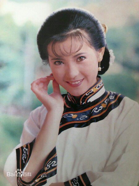 最新蓝洁瑛(Yammie Lam)壁纸