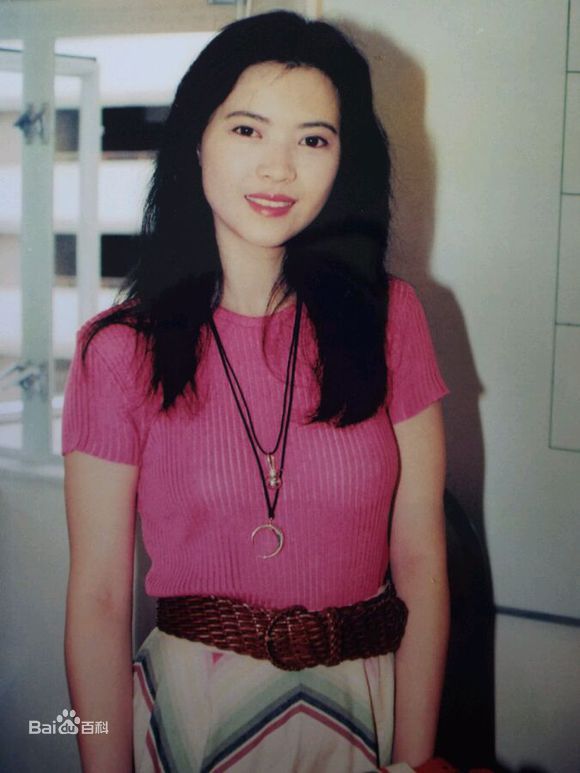 最新蓝洁瑛(Yammie Lam)壁纸